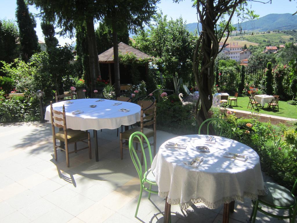 Guest House Bankya Luaran gambar