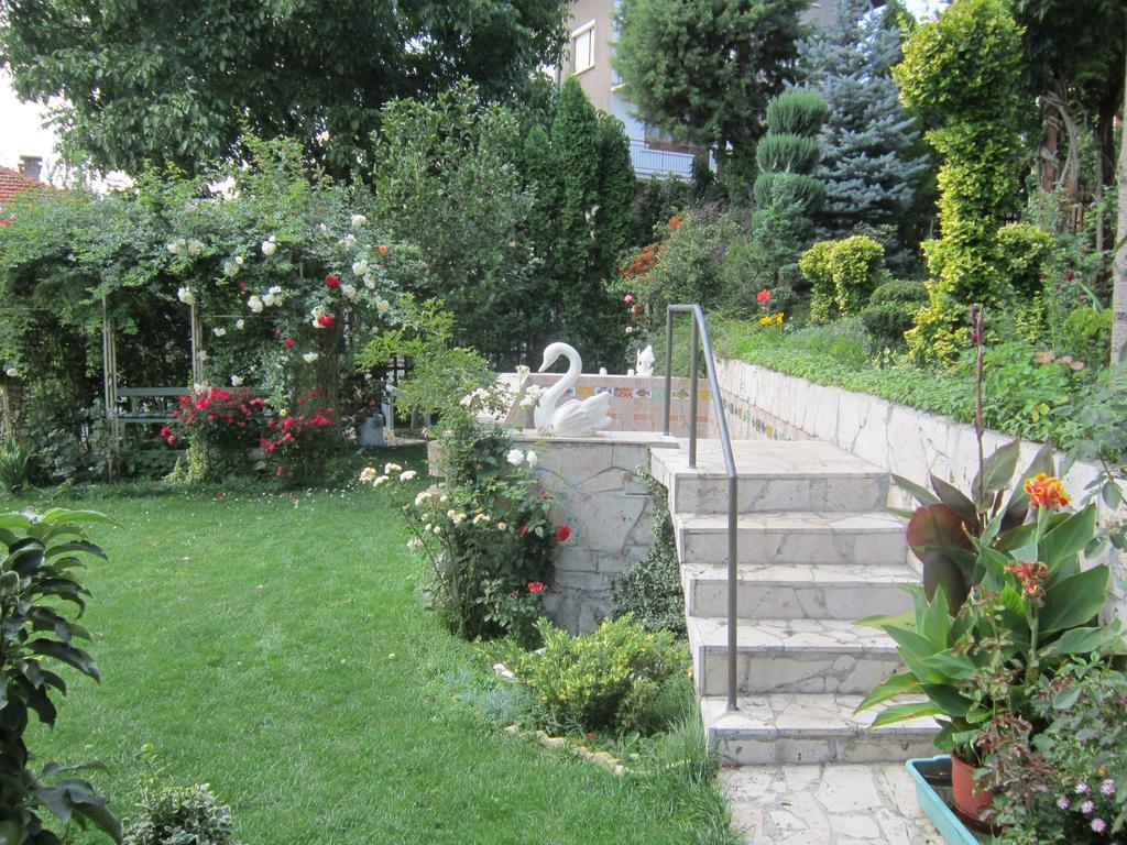 Guest House Bankya Bilik gambar