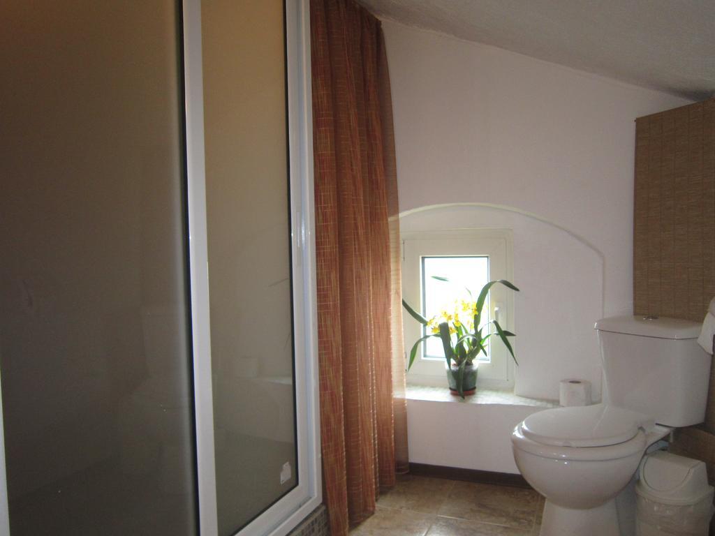 Guest House Bankya Luaran gambar